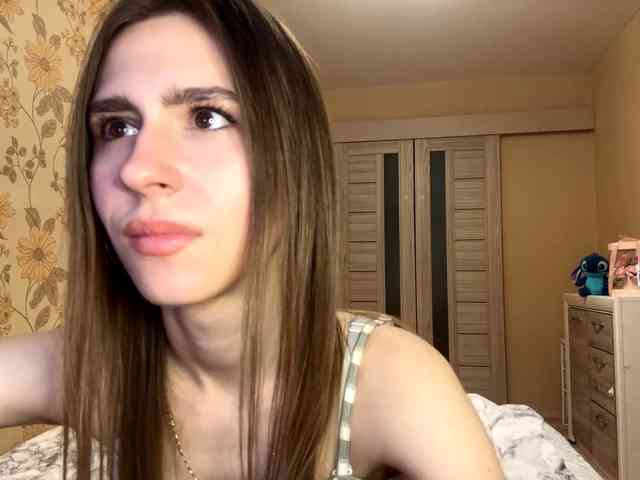 AshantiBadolato webcam