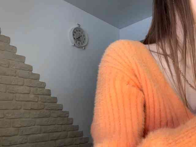 AshantiBadolato webcam