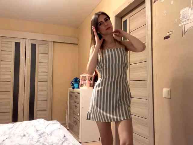 AshantiBadolato webcam