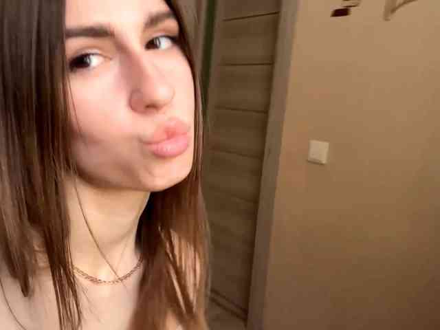 AshantiBadolato webcam