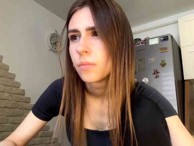 AshantiBadolato webcam