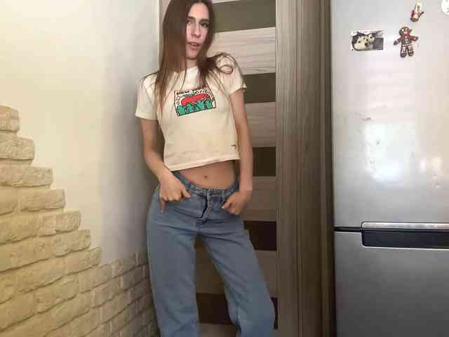 AshantiBadolato webcam