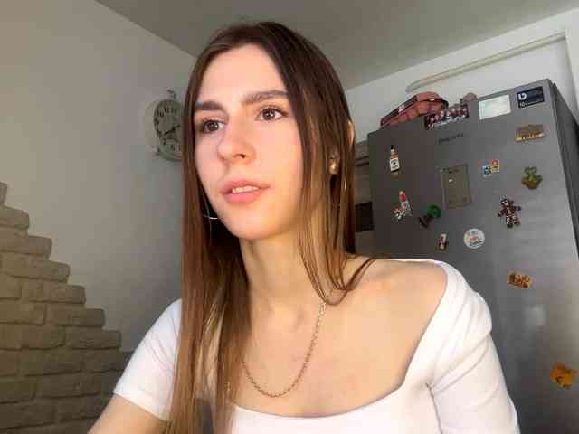 AshantiBadolato webcam