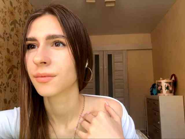 AshantiBadolato webcam