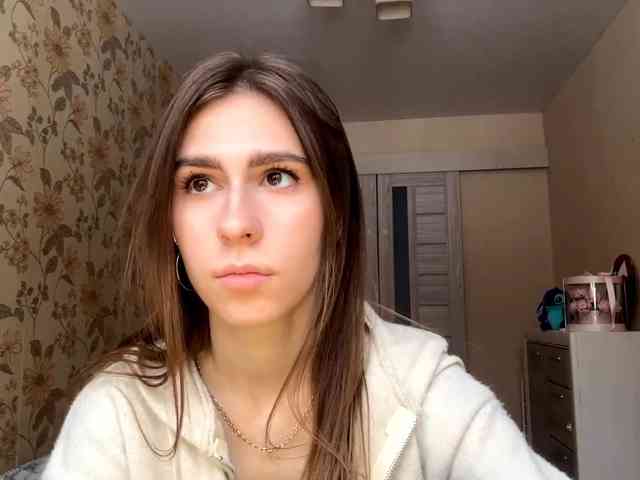 AshantiBadolato webcam