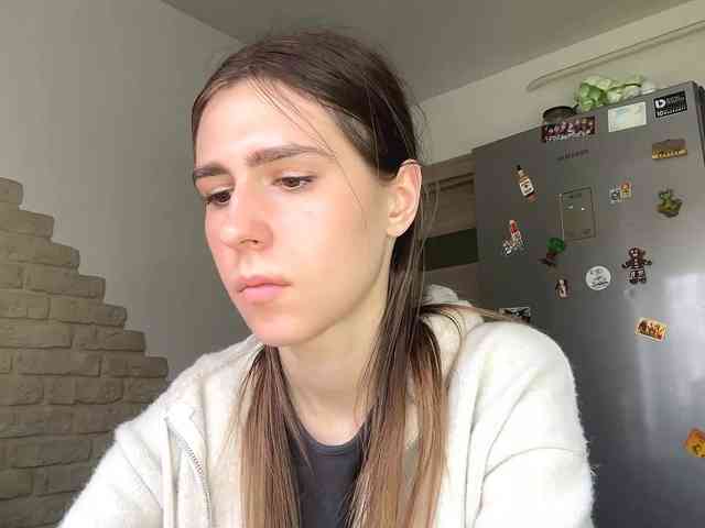 AshantiBadolato webcam