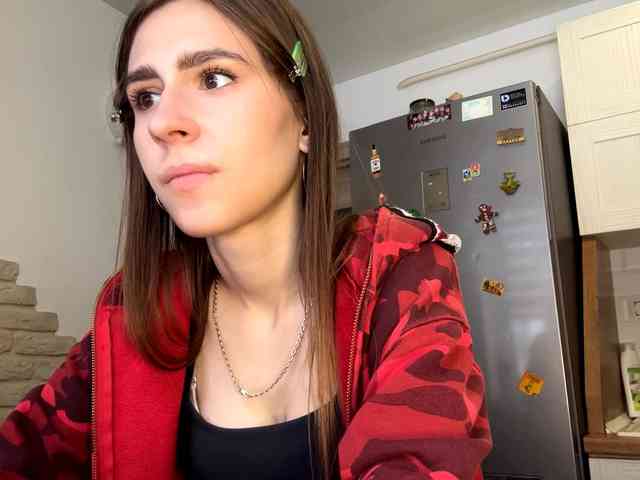 AshantiBadolato webcam