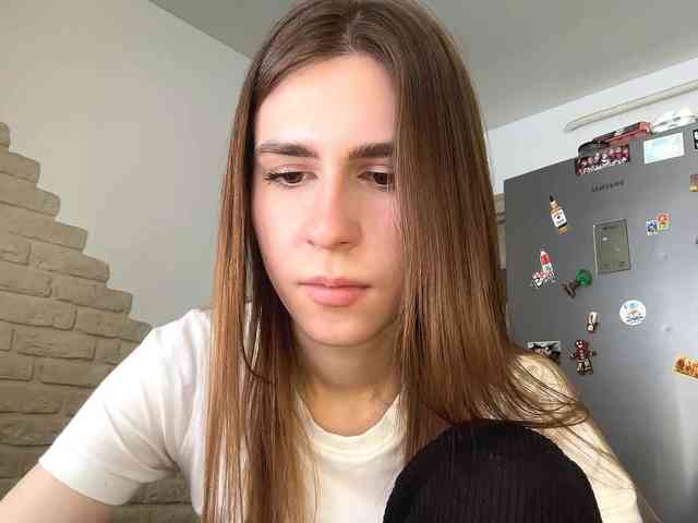 AshantiBadolato webcam