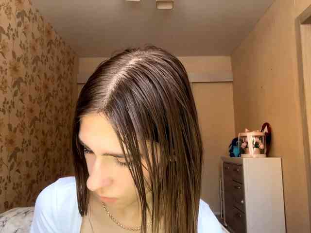 AshantiBadolato webcam