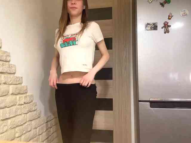 AshantiBadolato webcam