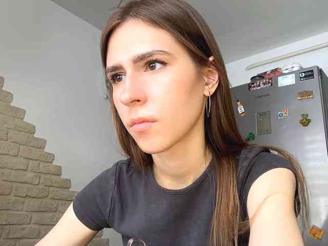 AshantiBadolato webcam