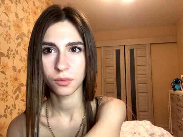 AshantiBadolato webcam