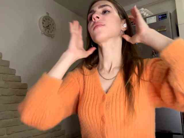 AshantiBadolato webcam