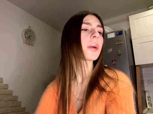 AshantiBadolato webcam