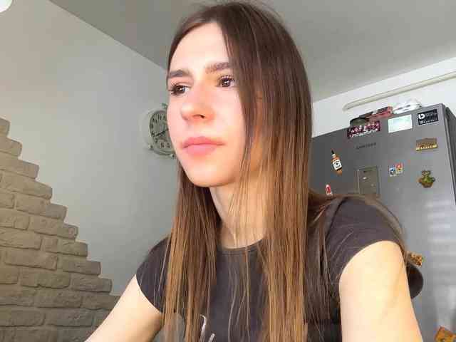 AshantiBadolato webcam