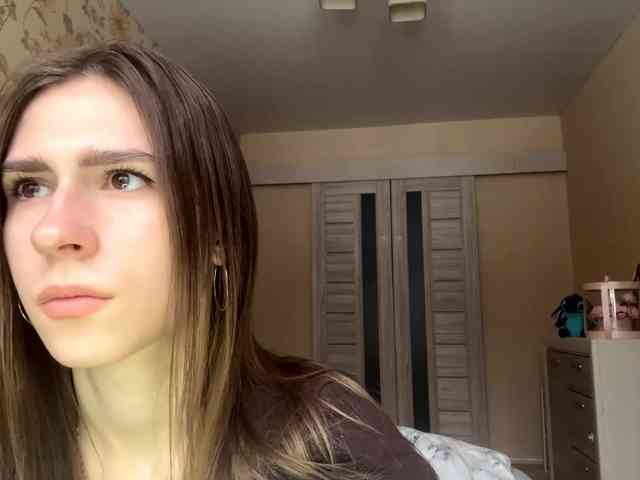 AshantiBadolato webcam