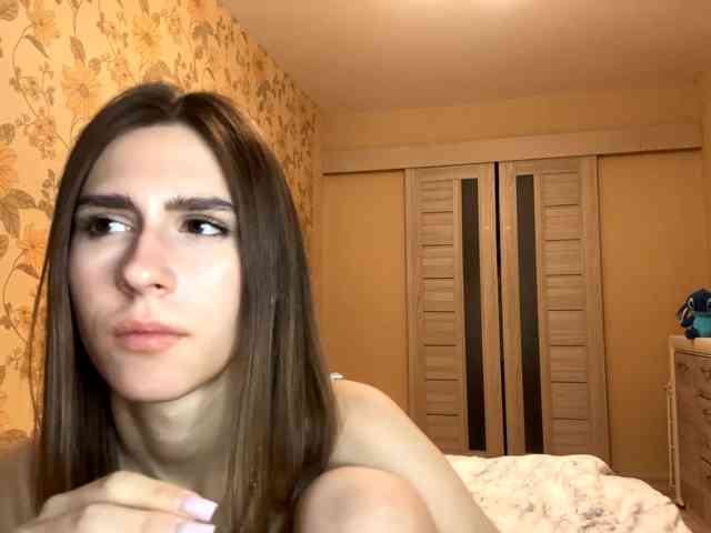 AshantiBadolato webcam