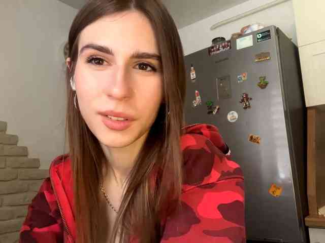 AshantiBadolato webcam