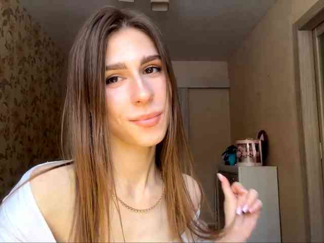 AshantiBadolato webcam