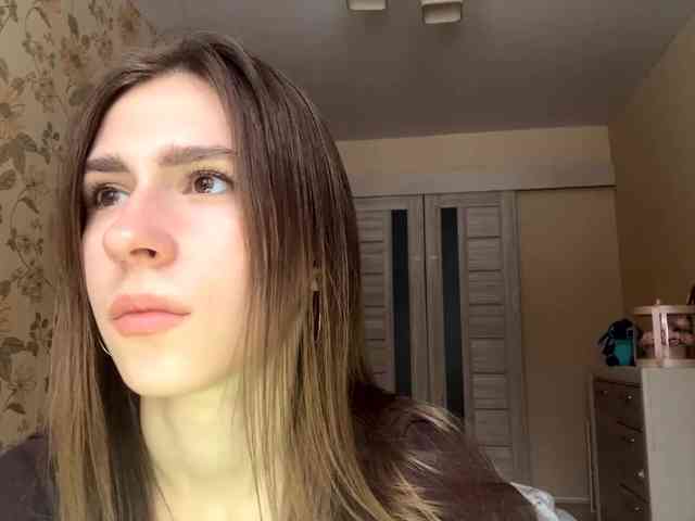 AshantiBadolato webcam