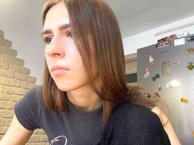 AshantiBadolato webcam