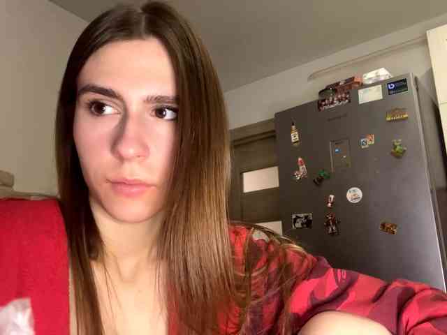 AshantiBadolato webcam