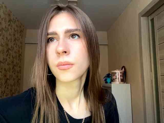 AshantiBadolato webcam