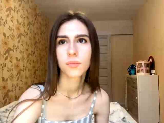 AshantiBadolato webcam