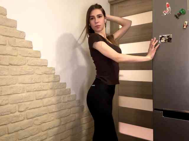 AshantiBadolato webcam