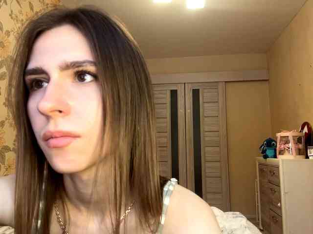 AshantiBadolato webcam