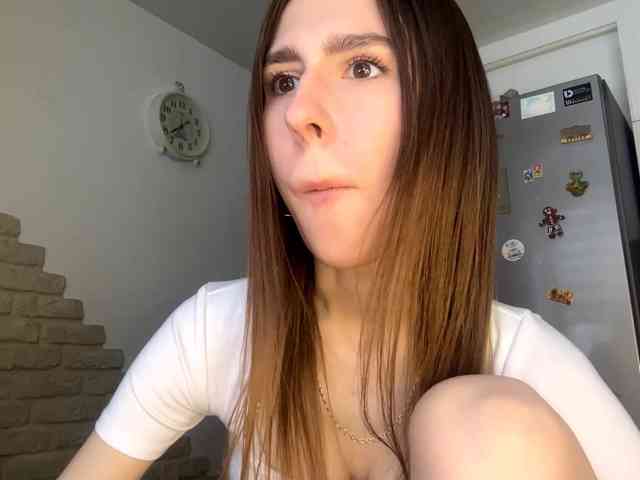 AshantiBadolato webcam