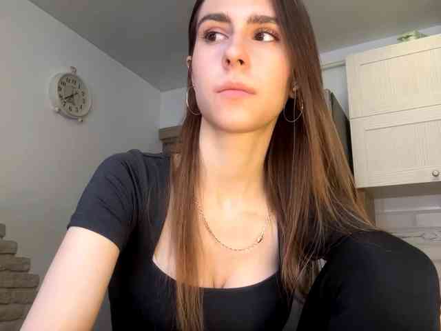 AshantiBadolato webcam