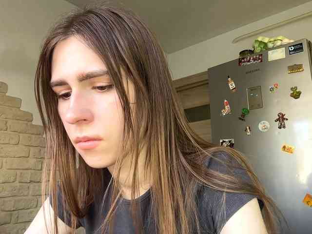 AshantiBadolato webcam