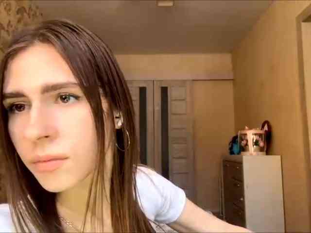 AshantiBadolato webcam