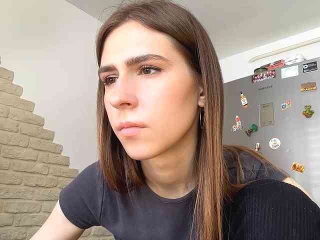 AshantiBadolato webcam