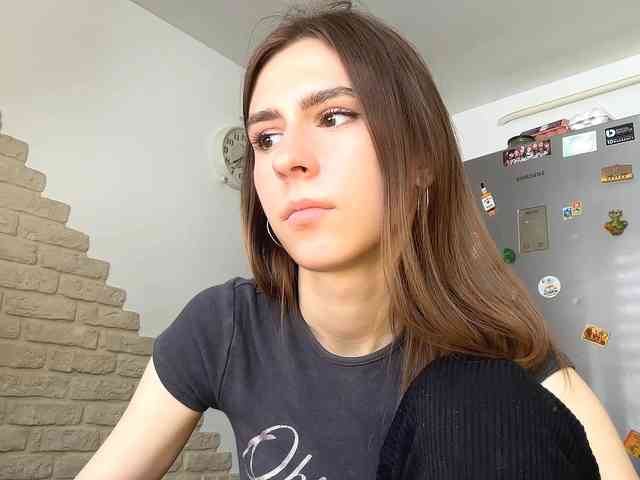 AshantiBadolato webcam