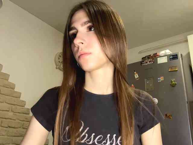 AshantiBadolato webcam