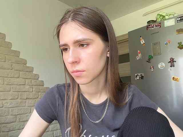 AshantiBadolato webcam