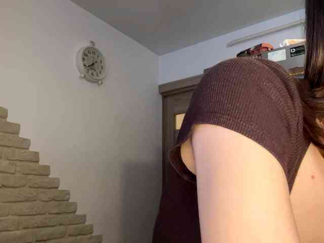 AshantiBadolato webcam