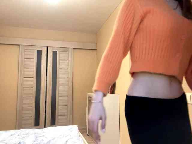 AshantiBadolato webcam