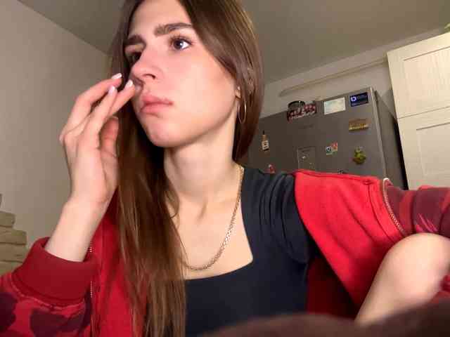 AshantiBadolato webcam