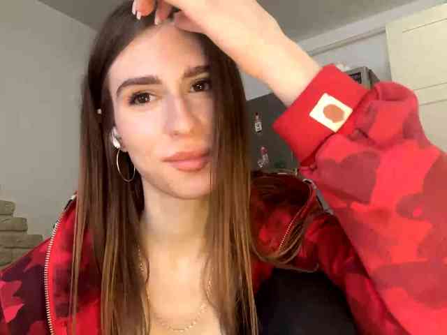 AshantiBadolato webcam