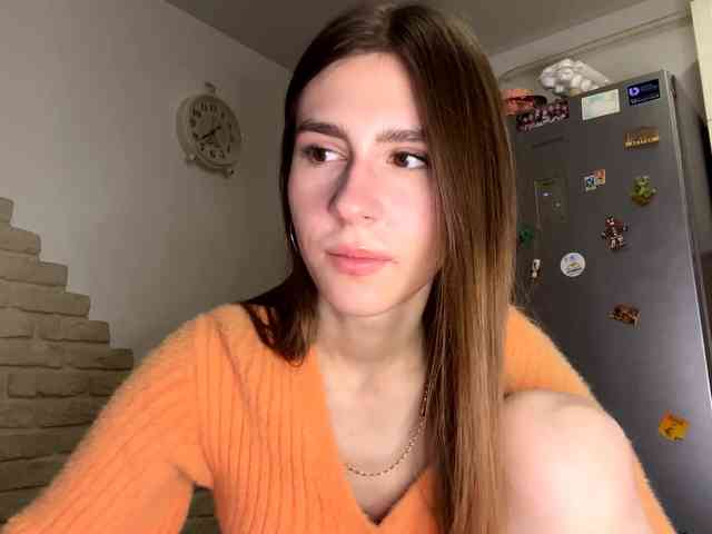 AshantiBadolato webcam