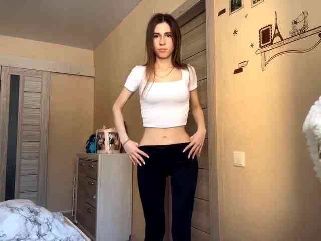 AshantiBadolato webcam