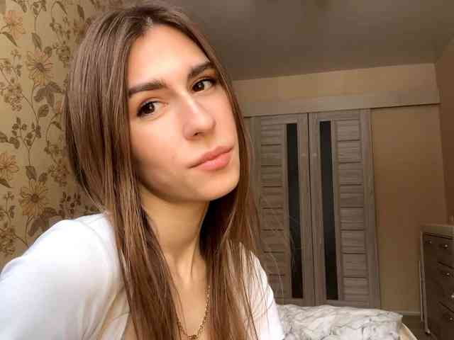 AshantiBadolato webcam