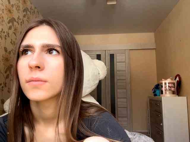 AshantiBadolato webcam