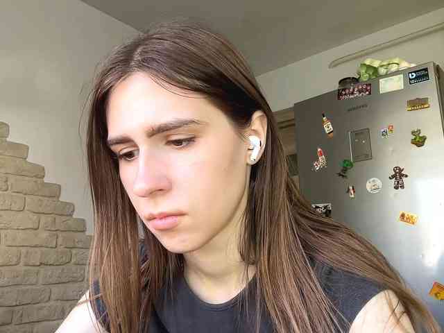 AshantiBadolato webcam