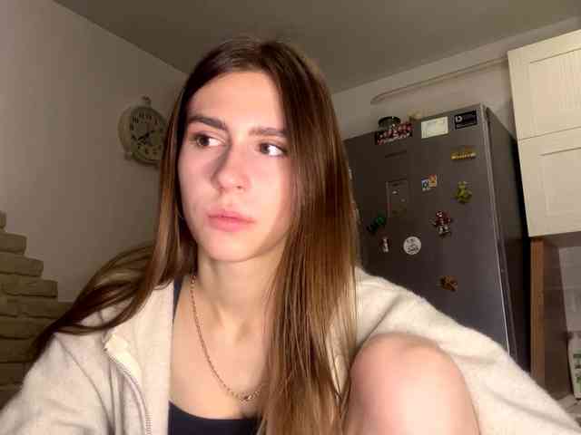 AshantiBadolato webcam