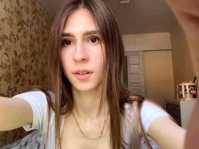 AshantiBadolato webcam