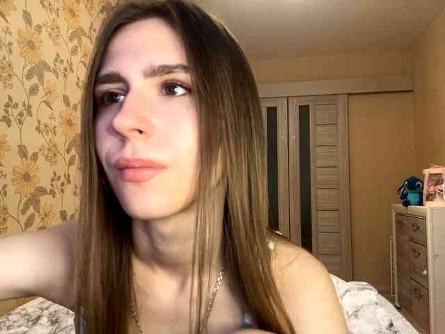 AshantiBadolato webcam